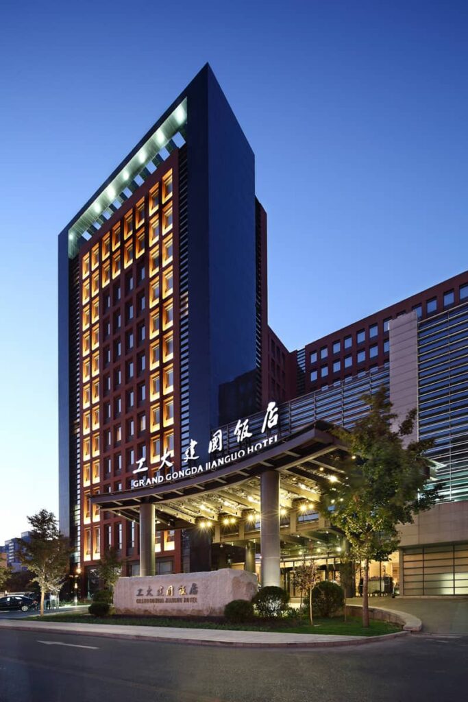 4-star hotel